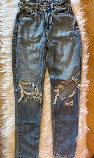 American Eagle Mom Jeans thumbnail 1