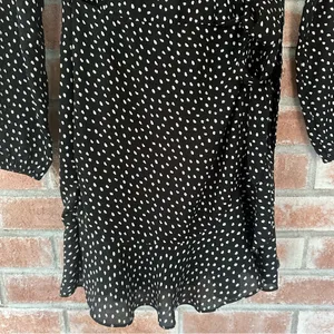 Abercrombie Fitch Faux Wrap Mini Flounce Dress Women’s XS Black White Polka Dot thumbnail 4