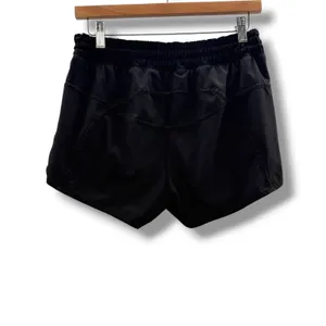 Lululemon Track That Mid Rise Lined Shorts Womens 6 Black‎ 4" Running Pocket thumbnail 2