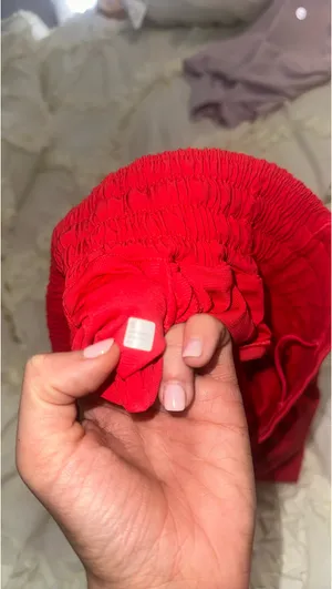 Red Lululemon Hotty Hot Shorts 2.5" High-Rise thumbnail 3