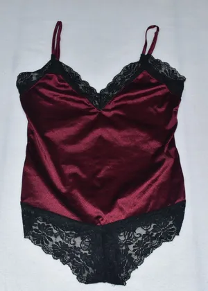 Avid Love Sz S One Piece Burgundy Bodysuit Black Lace Trim thumbnail 1