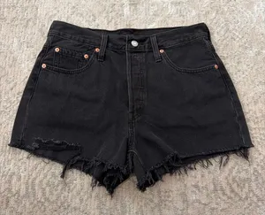 Levi’s 501 Shorts thumbnail 1