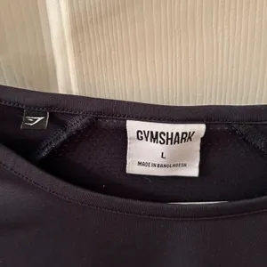 Gymshark Training Long Sleeve Crop Top Size Large Black thumbnail 4