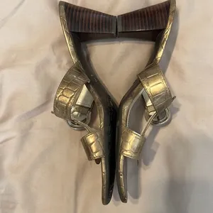 Anne Klein Halen size 9.5 gold buckle sandals some signs of wear thumbnail 2