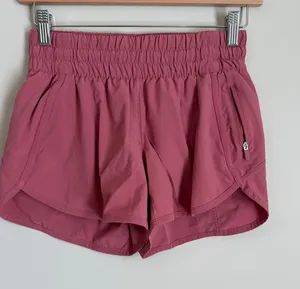 Lululemon Track Shorts Mid-Rise Lined Short 4" Womens 4 Pink W7AZ2S thumbnail 1