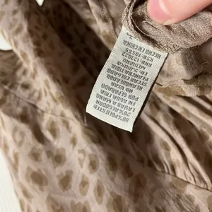 Cecico Leopard Print Sleeveless Blouse size medium thumbnail 10