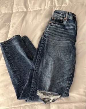 American Eagle Jeans thumbnail 1