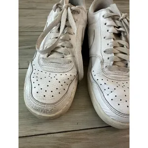 Nike Sneakers Women's 8 Triple White Court Vision Low Leather Casual Sporty thumbnail 2