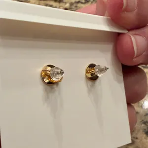Tory Burch Kira Heart Stud Earrings NEW! thumbnail 3