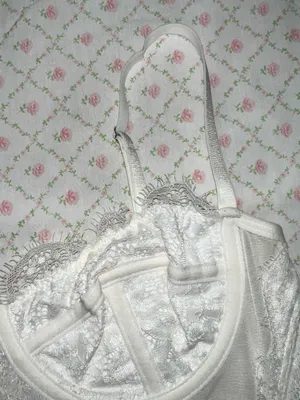 Dealmore Cream lace corset top thumbnail 3