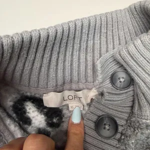 LOFT‎ Grey Leopard Print Sherpa Fleece Mock Neck Pullover thumbnail 3
