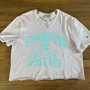 Men’s lavender champion tee  thumbnail 1