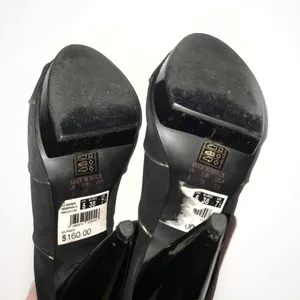 TopShop 7.5 gold & Black ankle strap heels thumbnail 3