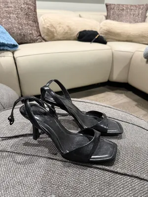 Stradivarius Black Heeled Sandal thumbnail 2