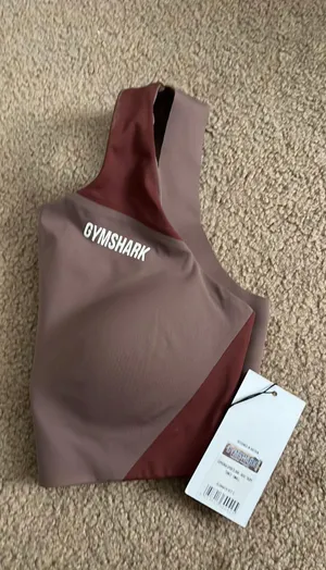 Gymshark Sports Bra thumbnail 2