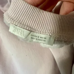 Zara Pale Pink Semi Cropped Sweatshirt thumbnail 9