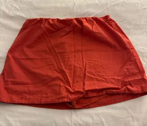 Red skirt thumbnail 1