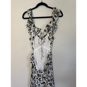 Petal & Pup Rory Floral Ruffle Detail Open Back Maxi Dress XL NEW thumbnail 14