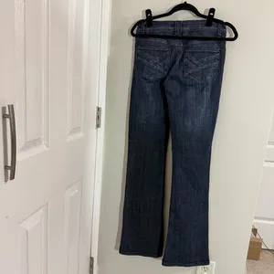 The Limited Blue Flare & Wide Leg Jeans Size 4 34” inseam thumbnail 2