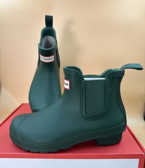 Hunter Original Chelsea Women's Waterproof Ankle Rain Boots, Green Size 6 thumbnail 1
