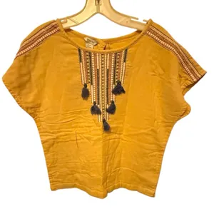 Ariat‎ Gold Top thumbnail 1