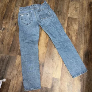 American Eagle Mom Jeans thumbnail 2
