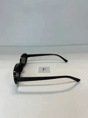 90s Small Oval Black Sunglasses / Small Oval Sunglasses thumbnail 3