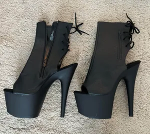 Pleaser Heels Sexy Heels thumbnail 1