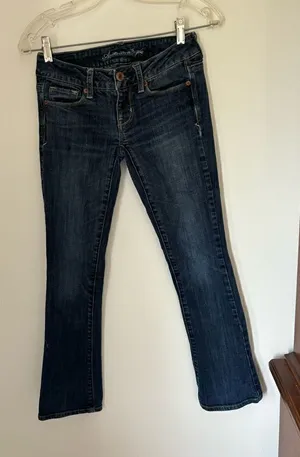 American Eagle Skinny Kick Jeans Size 0 Short Dark Wash thumbnail 1