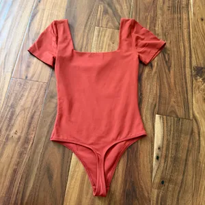Aritzia Babaton Contour Manner Square Neck Bodysuit thumbnail 5