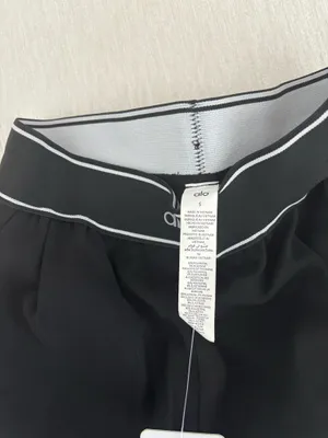 Alo Yoga Trousers thumbnail 6