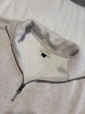 Universal Thread sweatshirt thumbnail 2