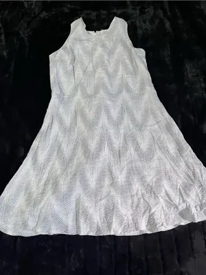 GAP Women’s Chevron Print Sleeveless Tie Waist Fit & Flare Dress Size Small NWT thumbnail 2
