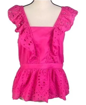 BANANA REPUBLIC FACTORY bright pink eyelet peplum top in size Medium. NWT thumbnail 1