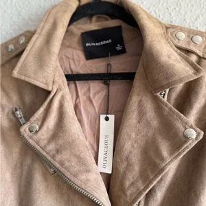 Olivaceous Faux Suede Moto Jacket Beige Size M thumbnail 3
