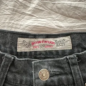 Levi's Vintage Women's Straight Leg Dark Jeans thumbnail 4