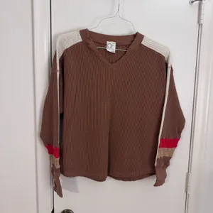 Womens Small Offline Wow! waffle notch neck brown long sleeve pullover t-shirt thumbnail 2