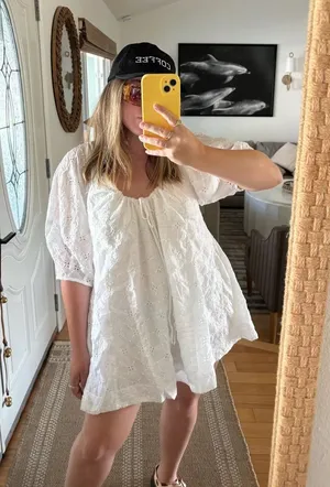 Free People White Eyelt Floral Boho Romper Oversized Jumper Cotton Size Small thumbnail 1
