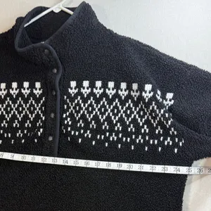 LOFT Black and White Patterned Sherpa thumbnail 5