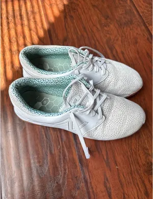 Womens New Balance Fresh Foam Breathe Spikeless Golf Shoes Size 10 White thumbnail 3