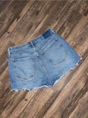 Curve Live High Rise Mom Short - Abercrombie & Fitch thumbnail 6