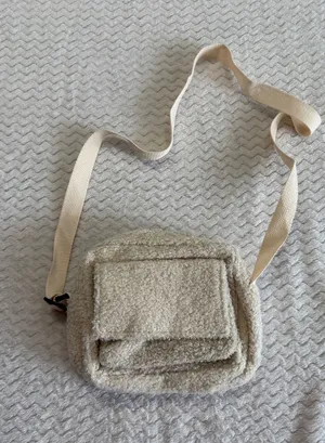 Cream Faux Shearling Crossbody Bag Sherpa Fleece Small Messenger Bag Ivory thumbnail 1