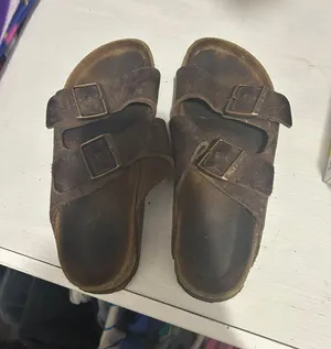 Sandal thumbnail 1