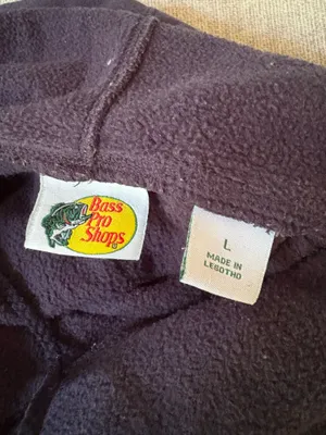 Bass Pro Shops Sweatshirt  thumbnail 2