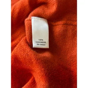 Banana Republic Italian cashmere orange V-neck sweater Small preppy fall thumbnail 5