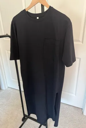 Babaton Black Short-Sleeve Dress thumbnail 1