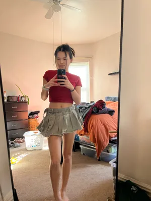 FashioNova pleated denim mini skirt thumbnail 2