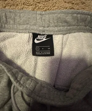 Nike Women’s Joggers thumbnail 3