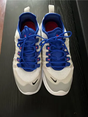 Nike White, Gray & Blue Low-Top Sneakers thumbnail 2