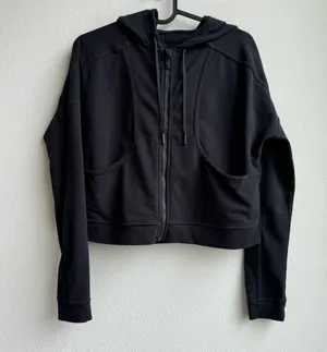 Lululemon Next Move Cropped Full Zip Jacket Black Stretch French Terry Size 4 thumbnail 1